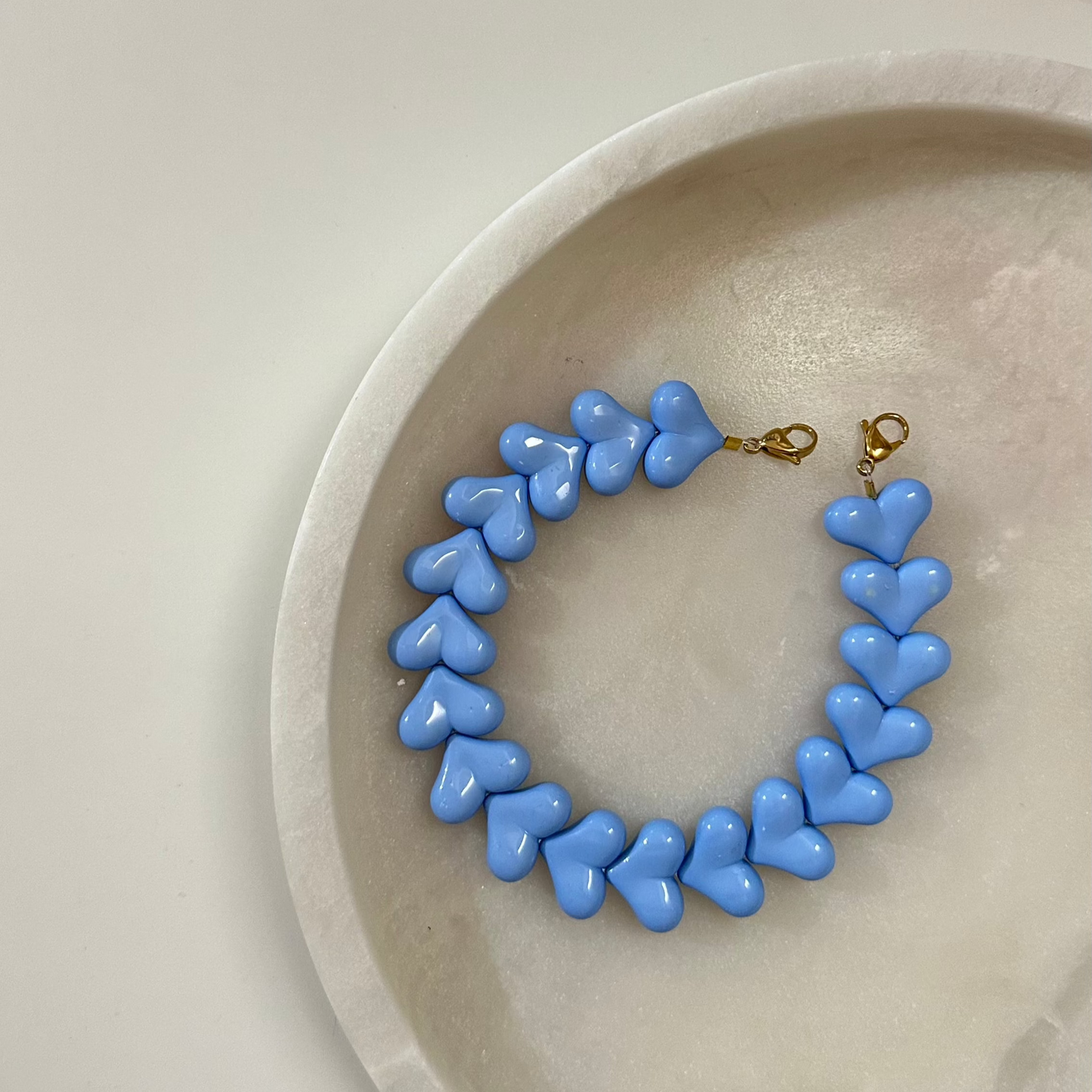 Heart phone cord - summer blue