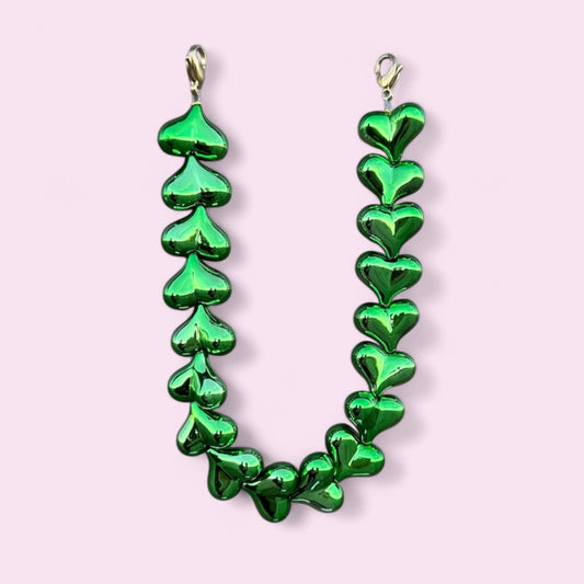 Metallic green heart phone cord